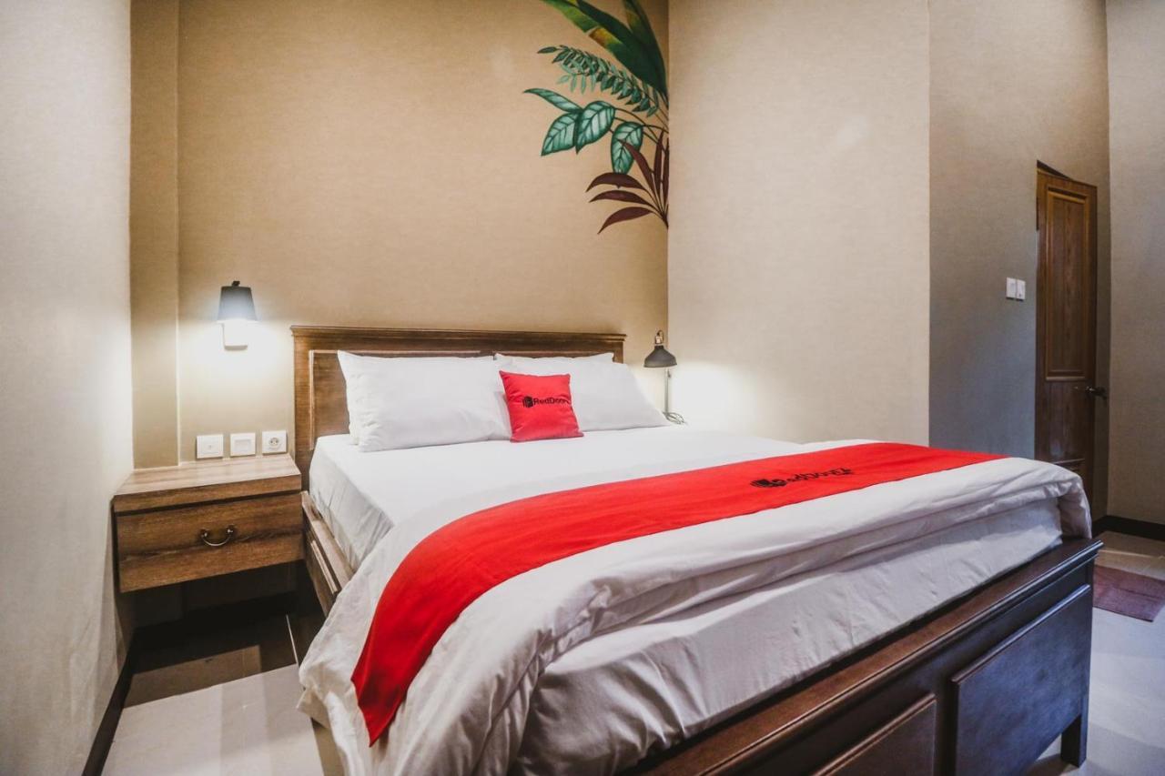 Reddoorz Plus Near Mall Slipi Jaya Jakarta Exterior foto